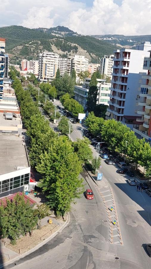 Sweetview 2-Bedroom Apartment With 3 Balcony Seaview Vlorë 外观 照片
