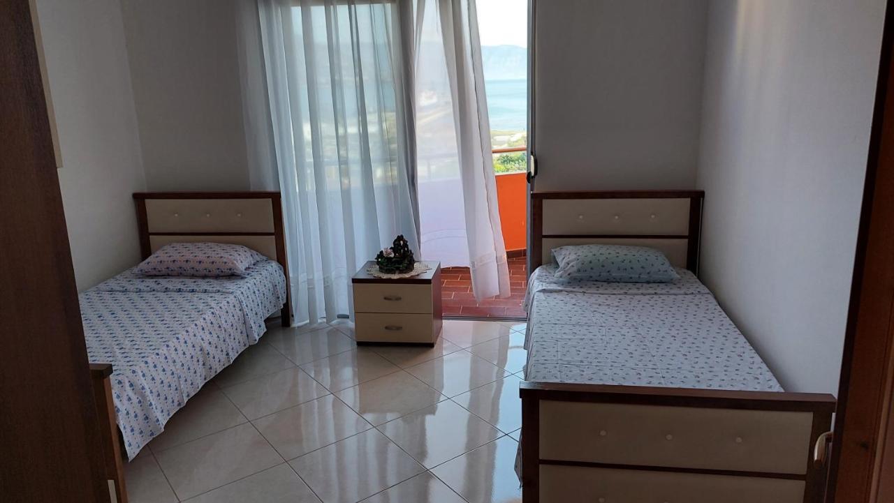 Sweetview 2-Bedroom Apartment With 3 Balcony Seaview Vlorë 外观 照片